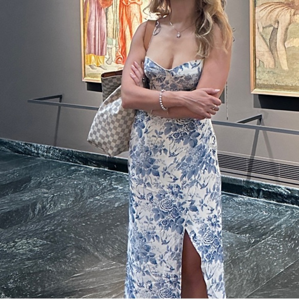 Elegant Blue Floral Dress